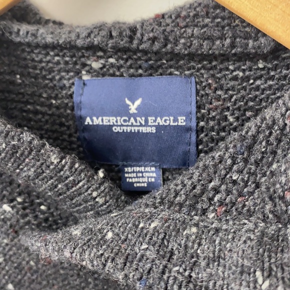 AE quality sweater with hood - Picture 3 of 8